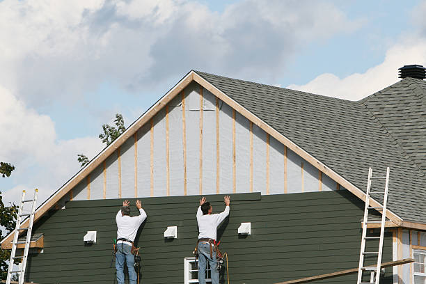 Professional Siding Installation technician working in Julian, NC